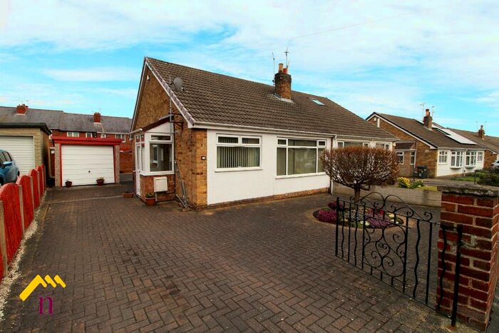 2 Bedroom Bungalow To Rent In Norbreck Road, Warmsworth, Doncaster, DN4