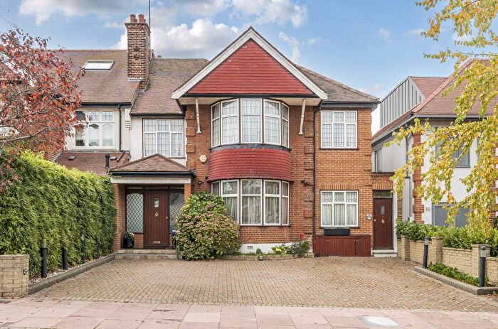 5 Bedroom Semi Detached House For Sale In Church Vale, London, N2