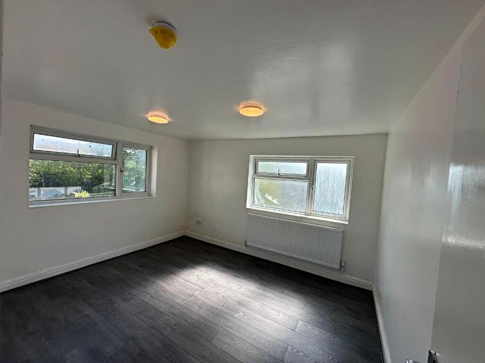 7 Bedroom Terraced House To Rent In Birmingham Road, West Bromwich, West Midlands, B70