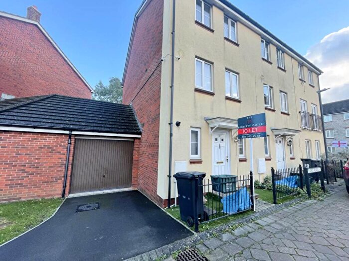 4 Bedroom Town House To Rent In Beatrix Place, Horfield, Bristol, BS7