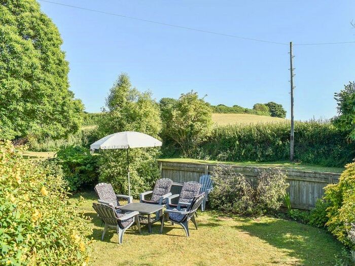 2 Bedroom Barn Conversion For Sale In Exmouth Road, Colaton Raleigh, Sidmouth, EX10