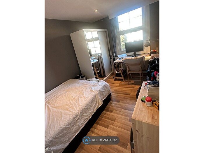2 Bedroom Flat To Rent In Caledonian Road, London, N1