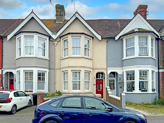 3 Bedroom Terraced House To Rent In North Ham Road, Littlehampton, BN17
