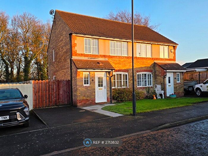 3 Bedroom Semi Detached House To Rent In The Croft, Killingworth, Newcastle Upon Tyne, NE12