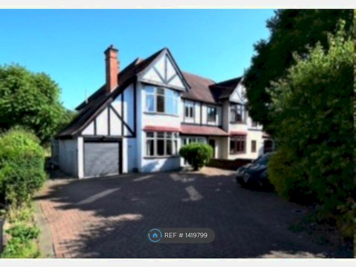 4 Bedroom Semi-Detached House To Rent In Sandy Lane South, Wallington, SM6