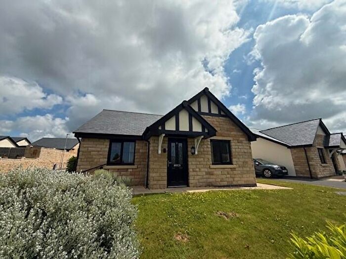 2 Bedroom Bungalow To Rent In Chapelside Drive, Ellel, LA2