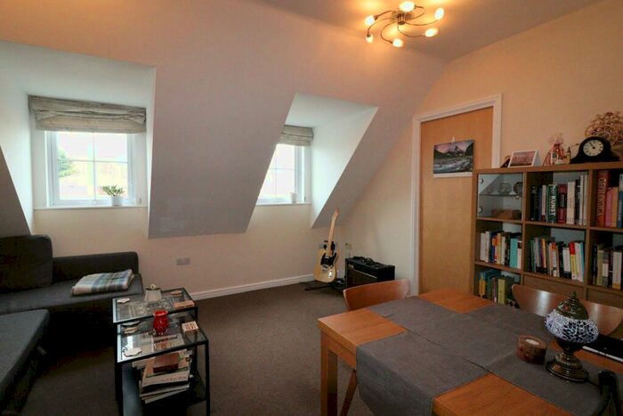 1 Bedroom Flat For Sale In Holland Close, Loughborough, LE11
