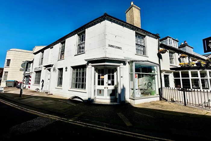 Property For Sale In - Surrey Street, Littlehampton, BN17