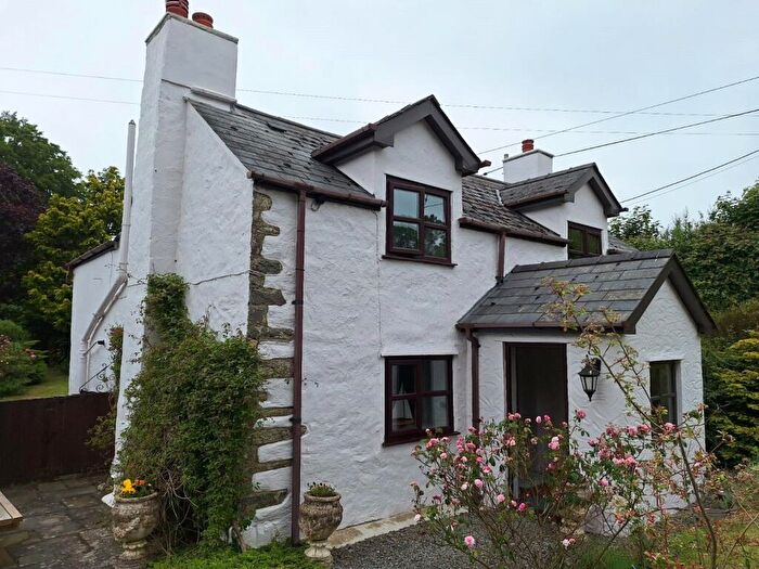 4 Bedroom Detached House For Sale In Blaencelyn, Llandysul, Ceredigion, SA44