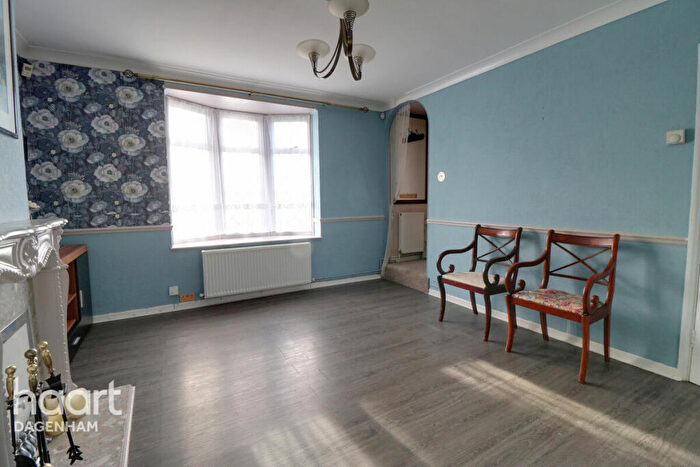 2 Bedroom End Of Terrace House For Sale In Maplestead Road, Dagenham, RM9