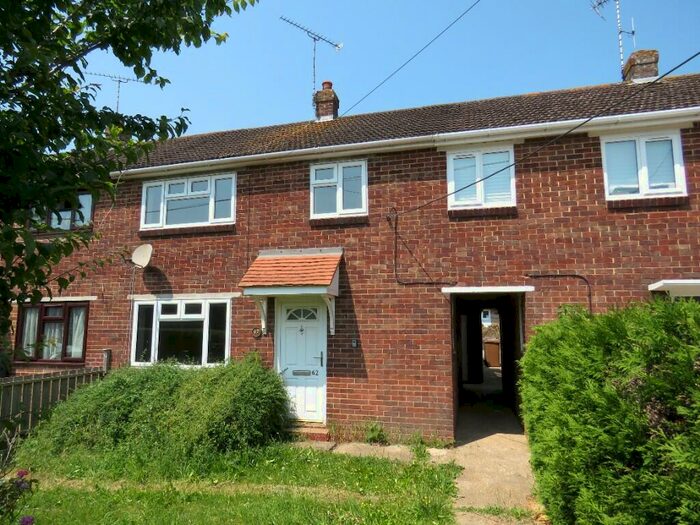 3 Bedroom Terraced House For Sale In Parkhouse Road, Shipton Bellinger, SP9
