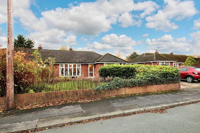 3 Bedroom Semi-Detached Bungalow To Rent In Severn Road, Culcheth, WA3