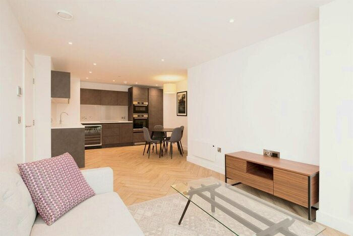 2 Bedroom Apartment To Rent In Elizabeth Tower, Chester Road, Manchester, M15