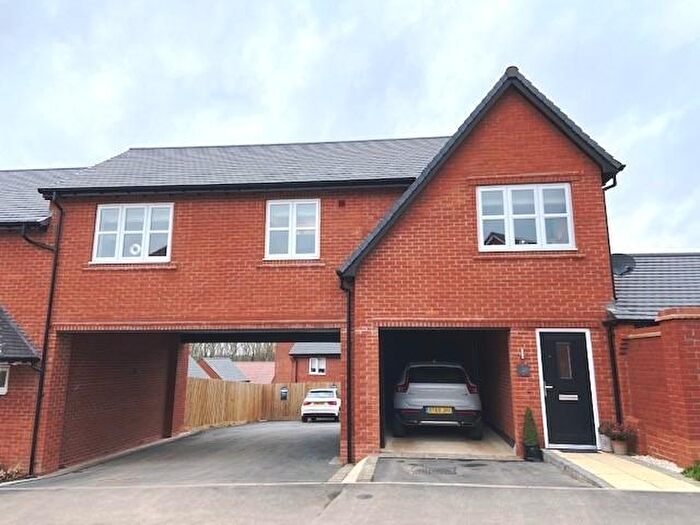 2 Bedroom Coach House To Rent In Juniper Way, Eden Park, Rugby, CV21