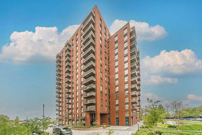 1 Bedroom Flat To Rent In Quay Walk, Wembley, HA0