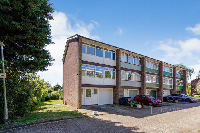 3 Bedroom Terraced House To Rent In Abbots Park, St. Albans, Hertfordshire, AL1