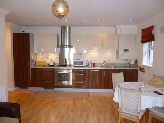 2 Bedroom Flat To Rent In Comet House, New Road, Harlington, UB3