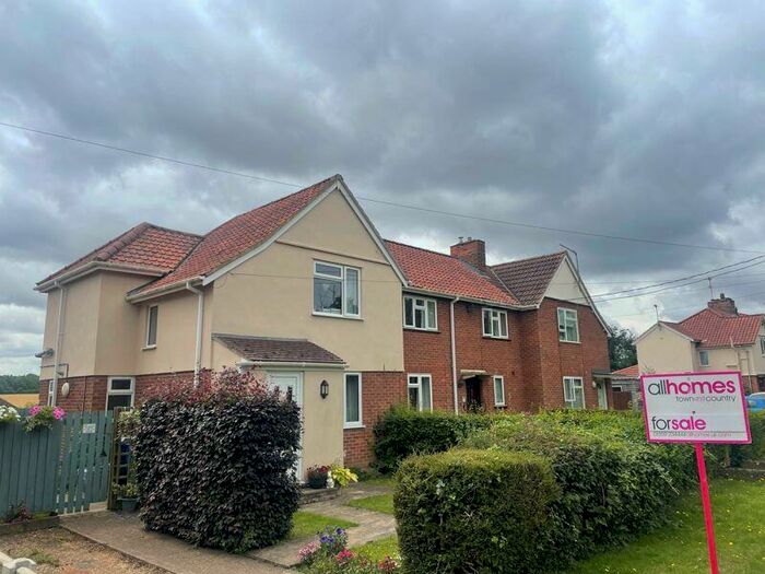 2 Bedroom Semi-Detached House For Sale In Green Lane, Great Barton, IP31