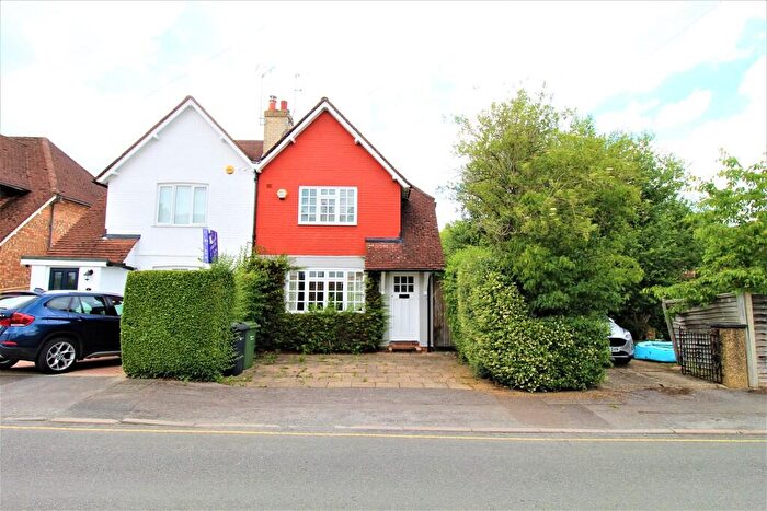 3 Bedroom Semi-Detached House To Rent In Pentreath Avenue, Guildford, GU2