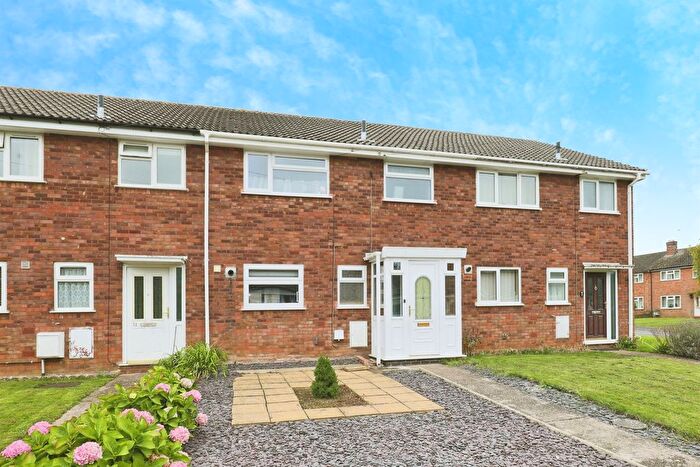3 Bedroom Terraced House For Sale In Hastings Road, Wellesbourne, Warwick, CV35