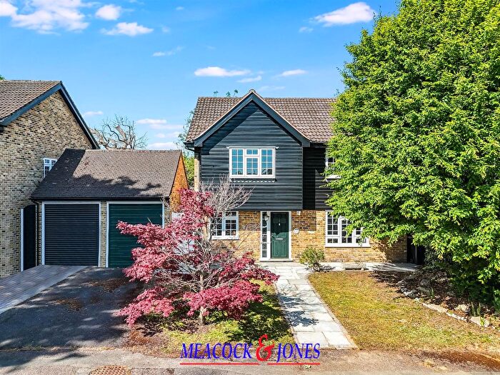 4 Bedroom Detached House For Sale In Tomlyns Close, Hutton, Brentwood, CM13