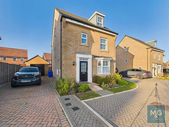 4 Bedroom Detached House For Sale In Wexford Way, Bury St Edmunds, IP32