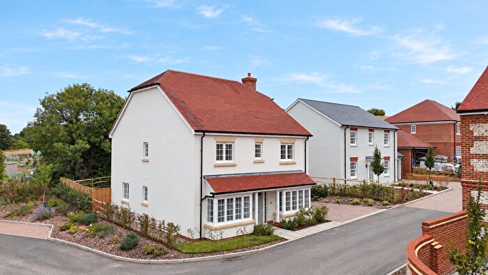 4 Bedroom Country House For Sale In Furzedown Road, Kings Somborne, Stockbridge, Hampshire, SO20