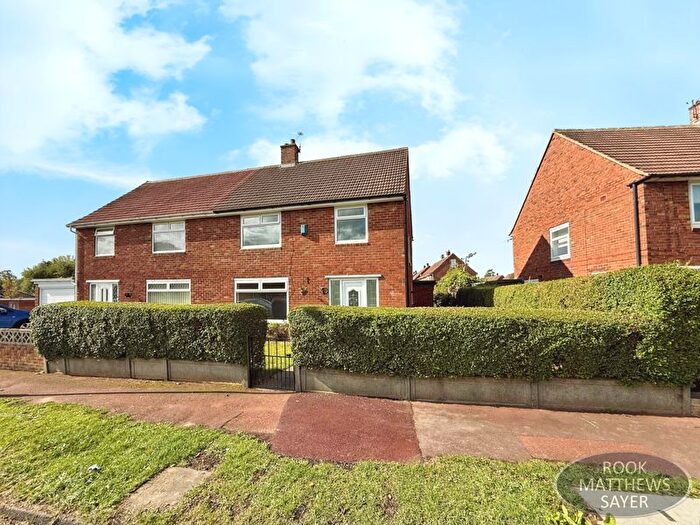 4 Bedroom Semi-Detached House For Sale In Wyndham Avenue, Newcastle Upon Tyne, NE3