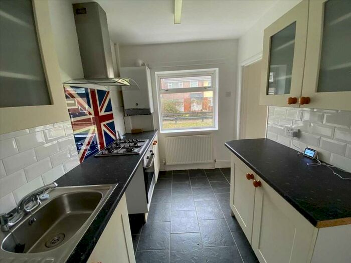 1 Bedroom Flat To Rent In Arundel Court, Ellesmere Port, CH65