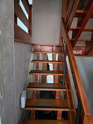 5 Bedroom Town House To Rent In Stanwell Road, TW19