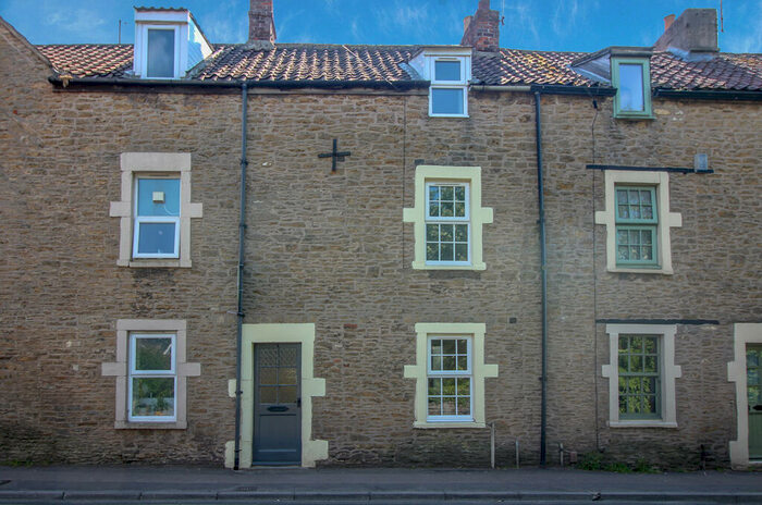 2 Bedroom Terraced House To Rent In Vallis Road, Frome, BA11