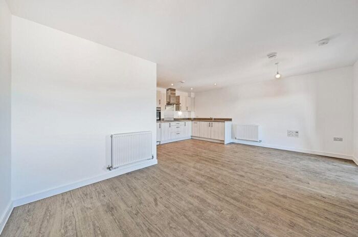 2 Bedroom Apartment To Rent In Westland Place, Kings Hill, West Malling, ME19