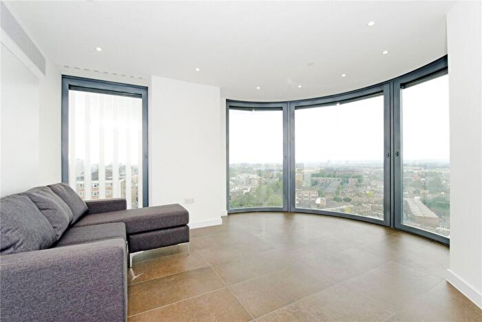 2 Bedroom Flat To Rent In Chronicle Tower, B City Road, EC1V