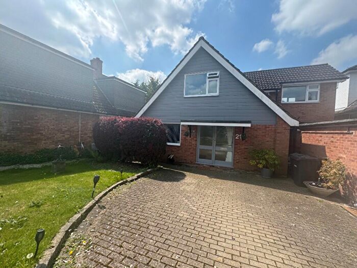 3 Bedroom Detached House To Rent In Andrews Way, Marlow, Buckinghamshire, SL7