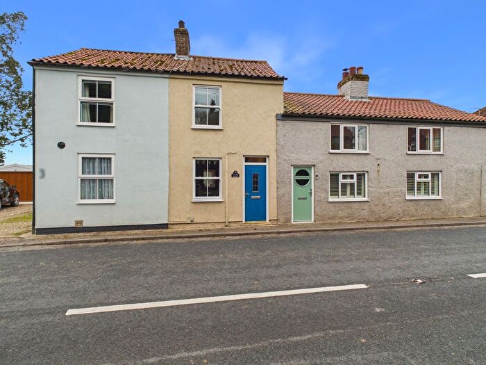 2 Bedroom Terraced House For Sale In Main Street, Garton-On-The-Wolds, Driffield, YO25
