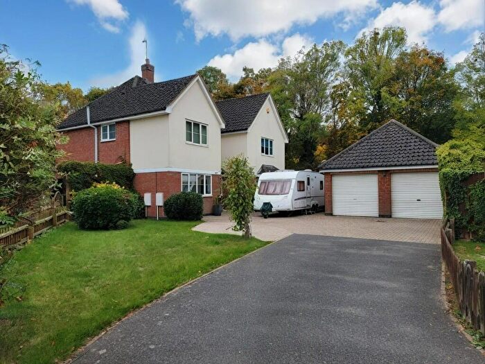 5 Bedroom Detached House For Sale In Lime Kiln Close, Claydon, Ipswich, Suffolk, IP6