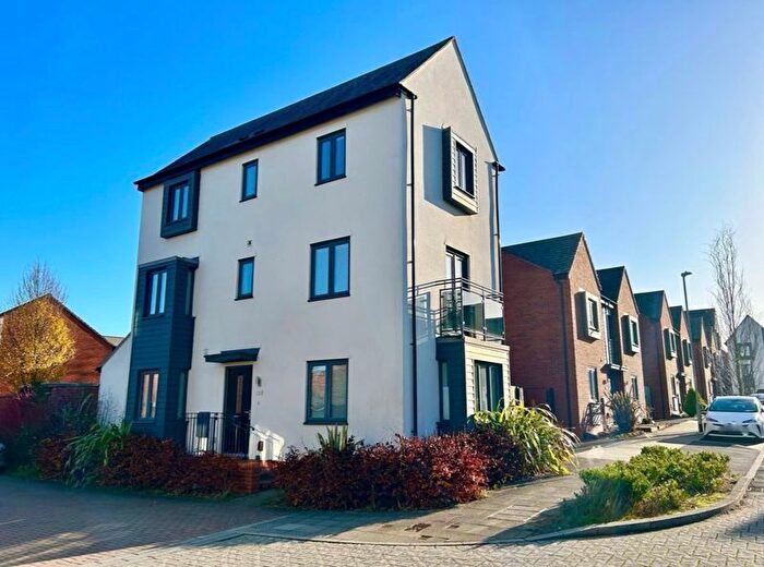 4 Bedroom Detached House For Sale In Cheshires Way, Lawley, Telford, TF3