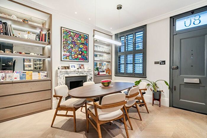 3 Bedroom Mews To Rent In Stanhope Mews East, South Kensington, London, SW7