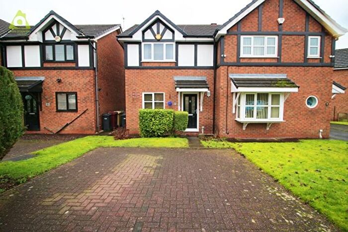 2 Bedroom Semi Detached House For Sale In Meadow Walk, Farnworth, BL4