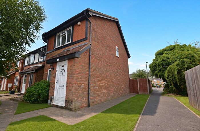 2 Bedroom End Terrace House To Rent In Trevithick Close, Feltham, TW14