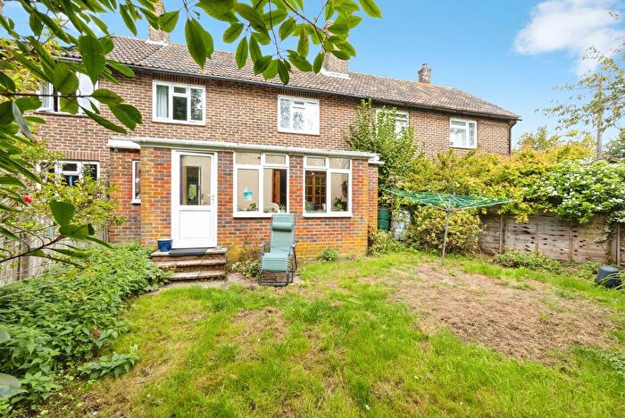 3 Bedroom Terraced House For Sale In Collet Close, Ashford, TN25