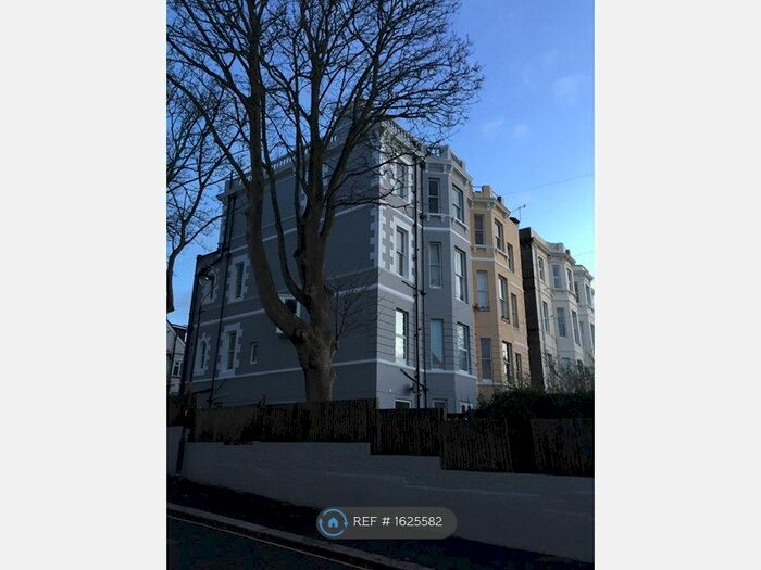 1 Bedroom Flat To Rent In St. Pauls Place, St. Leonards-On-Sea, TN37
