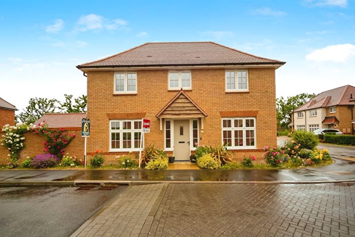 3 Bedroom Detached House For Sale In Great Threads, Staplehurst, Tonbridge, TN12