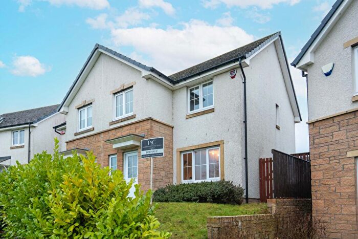 3 Bedroom Semi Detached House For Sale In Rigghouse Road, Whitburn, Bathgate, West Lothian, EH47