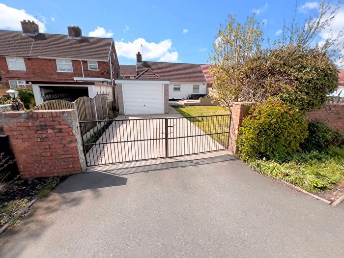 2 Bedroom Semi-Detached Bungalow For Sale In Coronation Avenue, New Houghton, NG19