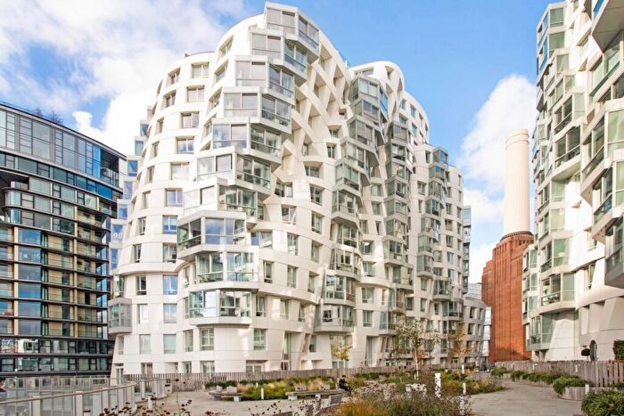 2 Bedroom Flat To Rent In Prospect Way London, SW11