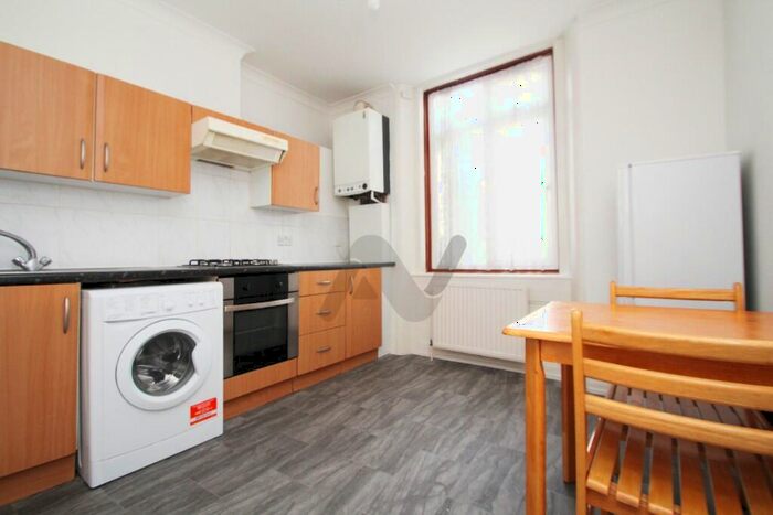 1 Bedroom Flat To Rent In Seven Sisters Road, London, N4