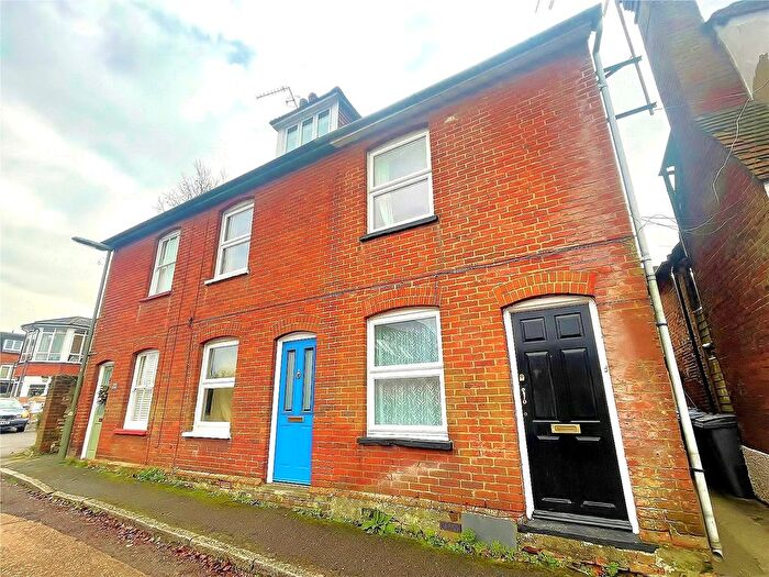 4 Bedroom End Of Terrace House To Rent In Pound Lane, Godalming, Surrey, GU7