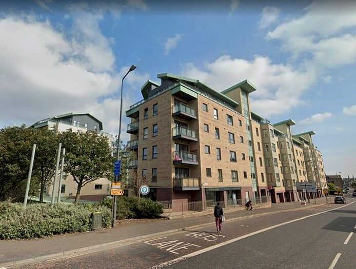 2 Bedroom Flat To Rent In Lindsay Road, Edinburgh, EH6