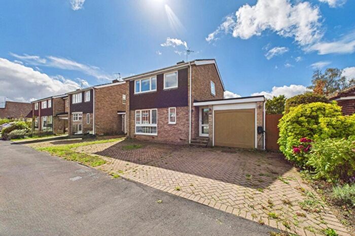 4 Bedroom Detached House For Sale In Sherwood Road, Winnersh, Wokingham, Berkshire, RG41